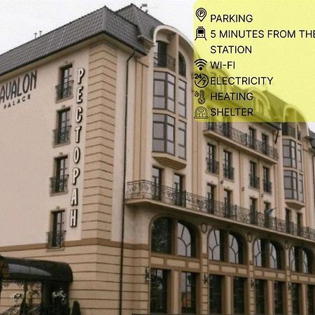 Avalon Palace Ternopil Exteriér fotografie