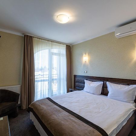 Avalon Palace Ternopil Exteriér fotografie