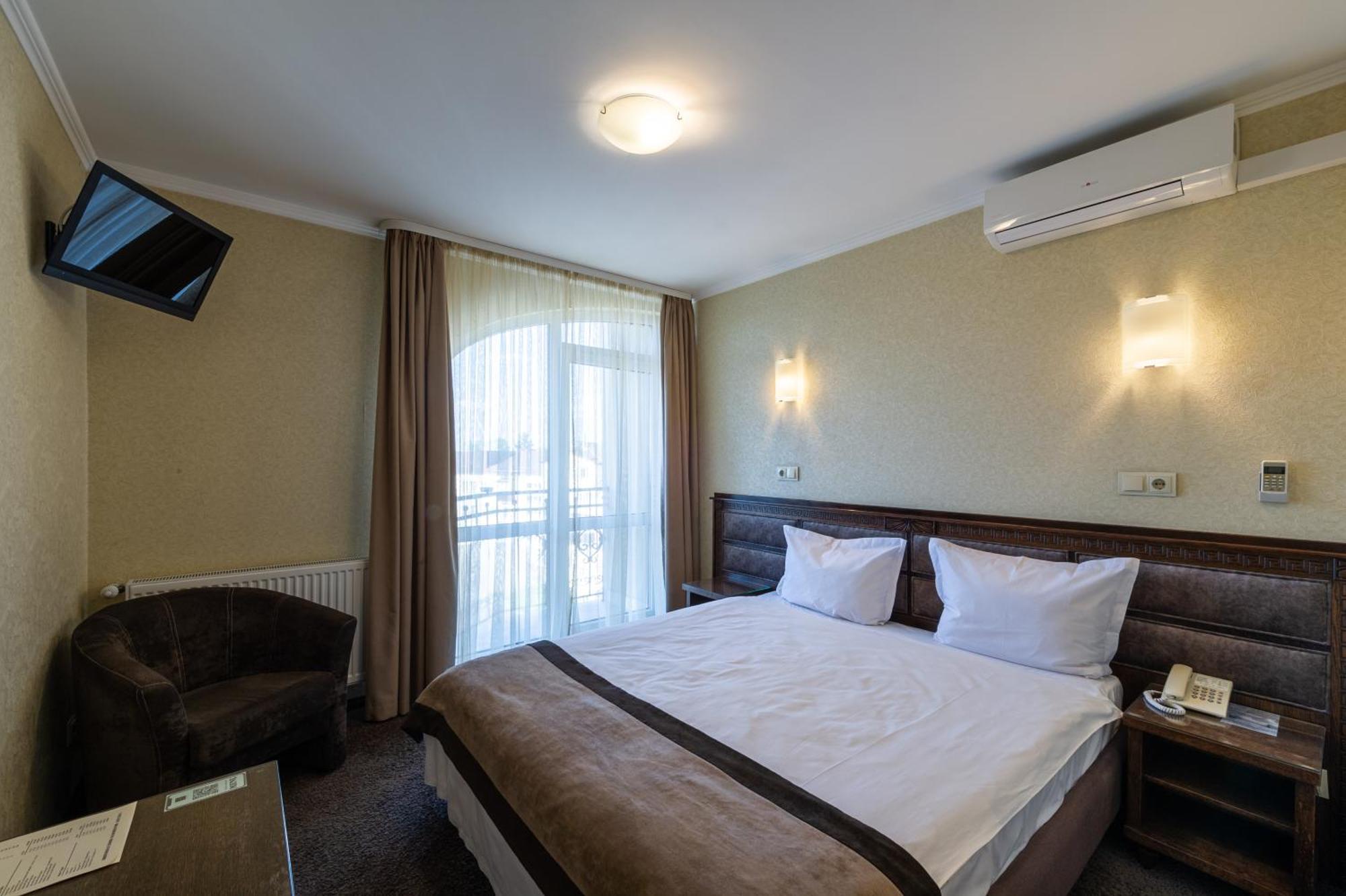 Avalon Palace Ternopil Exteriér fotografie