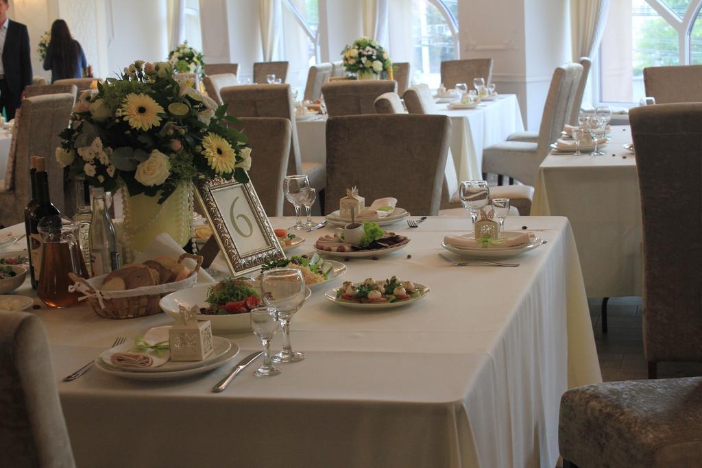 Avalon Palace Ternopil Exteriér fotografie